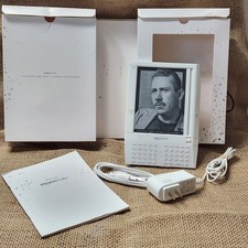 Amazon Kindle 1st Generation White Model D00111 Manual Box Charger Tested Works picture