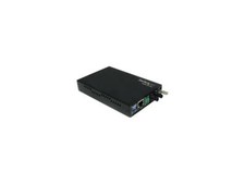 StarTech.com 10/100 Mbps Multi Mode Fiber Media Converter ST 2 km picture
