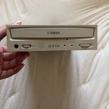 Yamaha Internal CD-RW Drive CD-Recorder CD-ROM CD-ReWriter Windows 95/98 8x4x24x picture