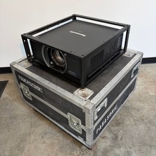 Panasonic PT-DZ8700 10K Lumen WUXGA 3DLP Projector w/ Case Cage Tested No Lens picture