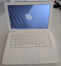 Apple MacBook 2.26ghz A1342 13” 4GB 120GB SSD LINUX MINT - GREAT CONDITION picture