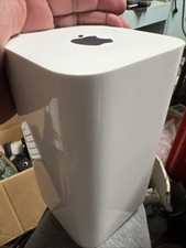 Apple A1470 EMC 2635 AirPort Extreme Time Capsule . * Unit Only No Power Cord* picture