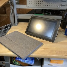 Wacom Cintiq Professional Companion DTH-W1310 BAD BATTERY picture