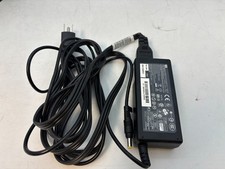 Genuine HP 65W Laptop Charger Compaq Presario C500 C700 F500 F700 picture