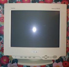 Sony Trinitron Multiscan CPD-100SF CRT Monitor 15