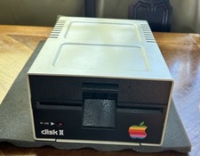 Vintage Apple Disk II 5.25” Floppy Drive A2M0003 Rainbow Logo 1978 Apple II picture