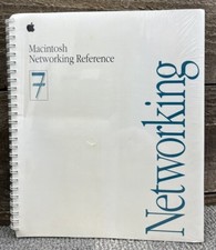 Apple Macintosh Reference Manual 1990 User’s Guide Version 030–3936-A Sealed. picture