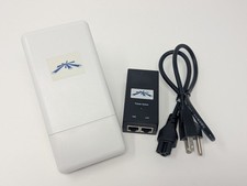 Ubiquiti NanoStation LOCO 2.4 Ghz Indoor/Outdoor Wireless Access Point picture