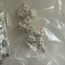 Holy panda pre lubed ; Glorious PC Gaming Race Gateron Brown picture