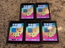{Bundle of 5} Apple iPad (6th Gen) with CASE 32 GB, Wi-Fi, 9.7 in- Gray- US SHIP picture