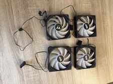 Thermaltake Vetroo 120mm Hydraulic Case Fan Set Black White 48CFM 1200RPM 4-Pack picture