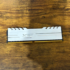 XPG Gammix D10 8GB DDR4-3000 PC4-24000 288-Pin DIMM Non-ECC AX4U300038G16A-BW10 picture