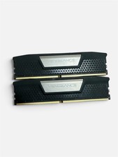 CORSAIR - VENGEANCE 64GB (2x32GB) DDR5 5200MHz C40 UDIMM Desktop Memory - Black picture