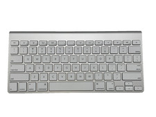 Apple A1314 Wireless Keyboard - White picture