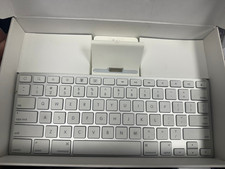 iPad Keyboard Dock A1359 (Model MC533LL/B) Classic Dock witH 30 Pin Connector picture