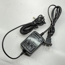 WORLD TOUR WTADE95 AC/DC Adapter 9.5V 1000mA Power Supply Charger picture