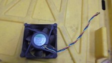 SUNON PMD1208PMB1-A (2).F 12V 9.1W 8CM 8038 3-wire cooling fan picture