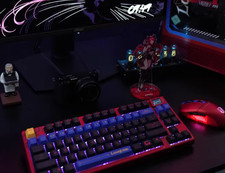 MSI FORGE TKL WIRELESS MLG E Keyboard +VERSA WIRELESS MLG  Mouse picture
