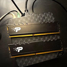 Patriot Signature Line 16GB (2x8GB) DDR4-2666 PC4-21300 UDIMM 288-Pin picture
