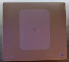 Ubiquiti UniFi 5G Max Outdoor Modem for UniFi Consoles (U5G-Max-Outdoor) picture