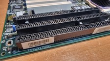 Qdi p5i430vx/230lc (explorer iv) + pentium 166mhz + 32mb edo - working picture