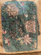 Vera Bradley Laptop Workstation Crossbody Peacock Garden New In Plastic picture