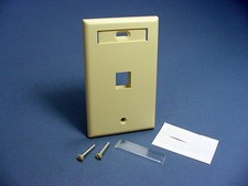 Leviton 42080-1IS Ivory Quickport 1-Port ID Window Flush Wallplate 1-Gang Cover picture