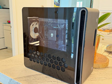 Alienware Aurora ACT1250 tower and 1000W PSU picture