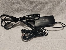 Targus Universal Laptop Charger Power Adapter No. APA31US - 19.5V 90W Max  picture
