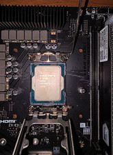 Intel Core i5-14400F 14th Gen CPU + MSI Pro B760-VC WiFi HS Bulk (DDR5 Ready) picture