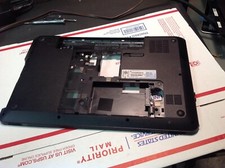 639569-001 6070B0490901 GENUINE HP BASE COVER PAVILION G6-1B70US (GRADE A) picture