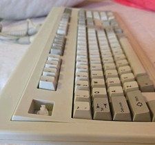 Vintage Lite-On SK-8801 beige full-size keyboard. picture