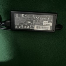 HP HSTNN-CA15 19.5V 3.33A 65W Genuine Original AC Power Adapter Charger picture