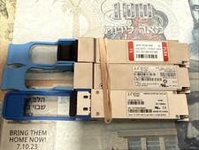 Mix Lot of 3 Juniper, FS  QSFP-100GBASE-LR4 SMF 10km 1310nm Transceivers picture