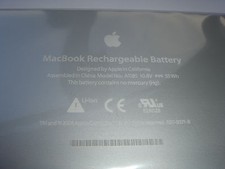 Original Apple Macbook 13