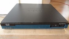 CISCO SPIAD2901-8FXS/K9 GIGABIT VOICE ROUTER CME-12.0 VIC3-4FXS/DID PVDM3-64 picture