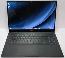 Asus Creator Laptop Q OLED Q530V 15.6