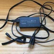 Targus Universal Walt Power Adapter for Laptops No: APA90US 19.5V 90W No tips picture