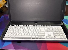 *RARE* Special Edition White Tesoro Gram SE Spectrum RGB Mechanical Keyboard picture