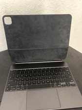 Apple Magic Keyboard Magnetic Case/ iPad Pro 13-inch (M4 2024 / M5 2025), picture