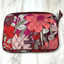 VERA BRADLEY 9