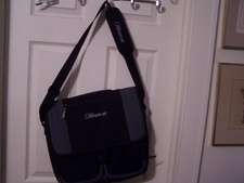 Targus Personal Boarding Travel Bag / Brief Case / Computer  picture