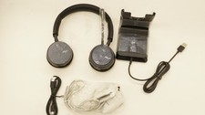 Poly Studio P5 Webcam Voyager 4220 UC Headset Kit PRO picture