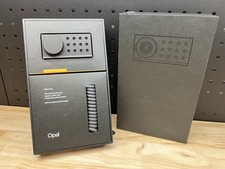 Opal C1 Webcam 4K Black Sony Sensor f1.8 Built-in Beamforming Mic USB-C | MAC picture