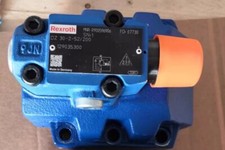NEW Rexroth valve DZ30-2-52/200 R900596906 picture