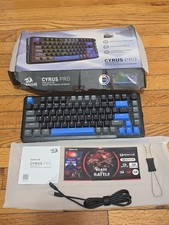 Redragon Cyrus Pro K681 75% wireless gasket mechanical keyboard (open-box) picture