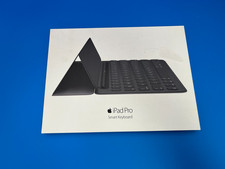 Apple A1772 Smart Keyboard iPad Pro 9.7