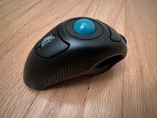 YUMQUA Y-10L Finger Handheld Wireless Built-in Laser Pointer USB Trackball mouse picture