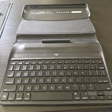 Logitech Create Y-U0030 Black Backlit Keyboard Case w/Apple Pencil holder picture