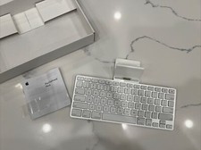 NICE  Genuine Apple A1359 Keyboard Dock for 30-Pin iPad (1st/2nd/3rd Generation) picture